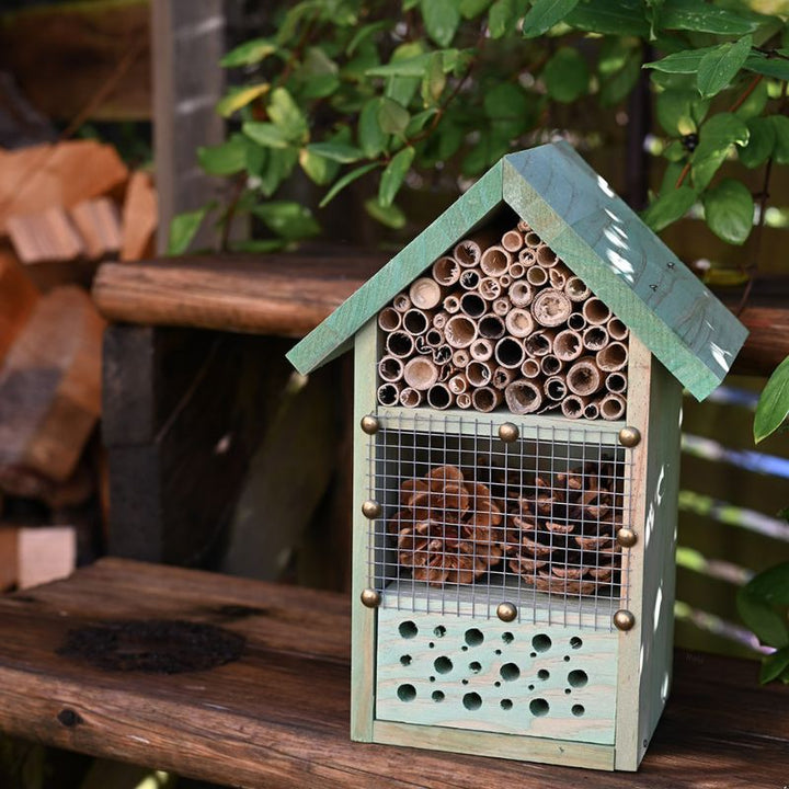 Build your own Pollinator House